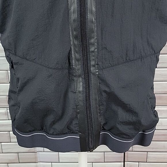 Fabletics Kennedy vest with hoodie Size S - Picture 3 of 13